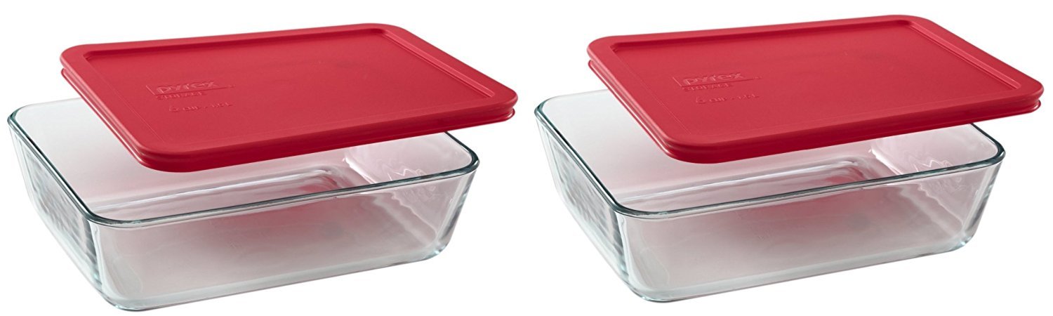 Pyrex plato de vidrio de 6 tazas con tapa roja para almacenamiento seguro en el refrigerador.