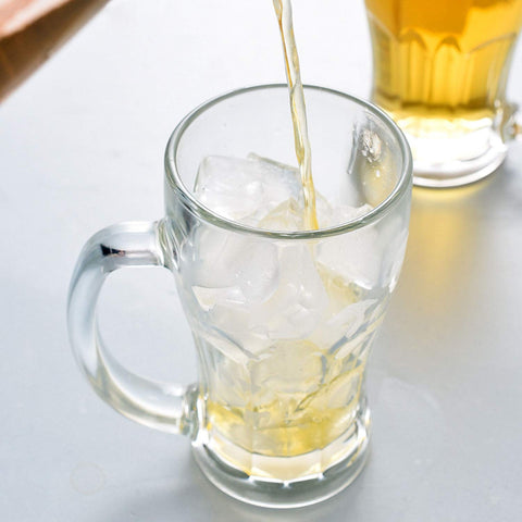Vaso QAPPDA con asa diseño clásico y base estable para mesa.