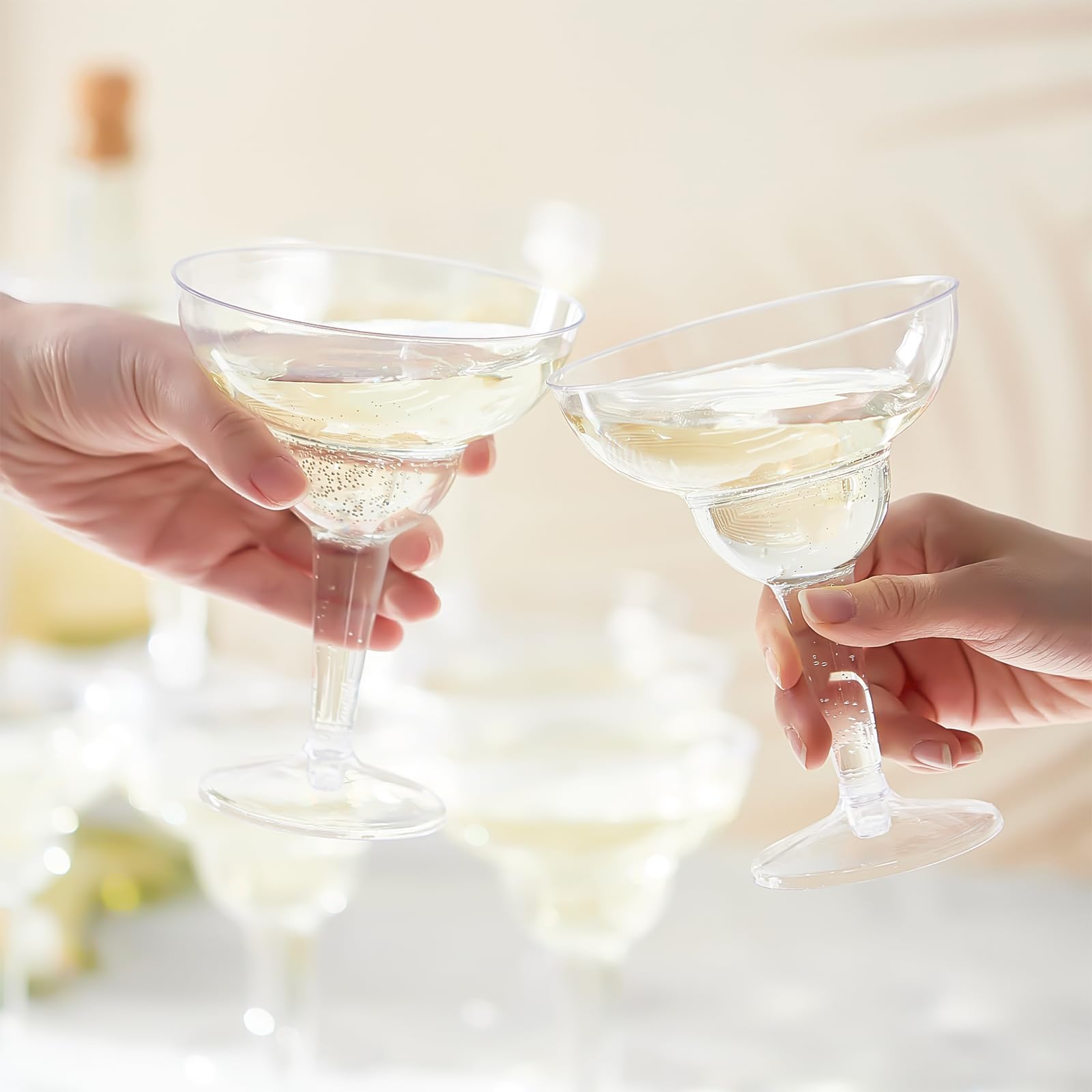 Vaso margarita Qeirudu 12 oz, plástico seguro, libre de BPA para beber.
