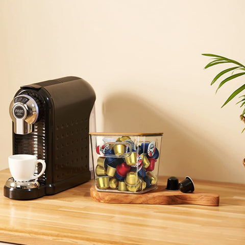 Espacio para 24 cápsulas K-Cup y 70 cápsulas originales de forma ordenada.
