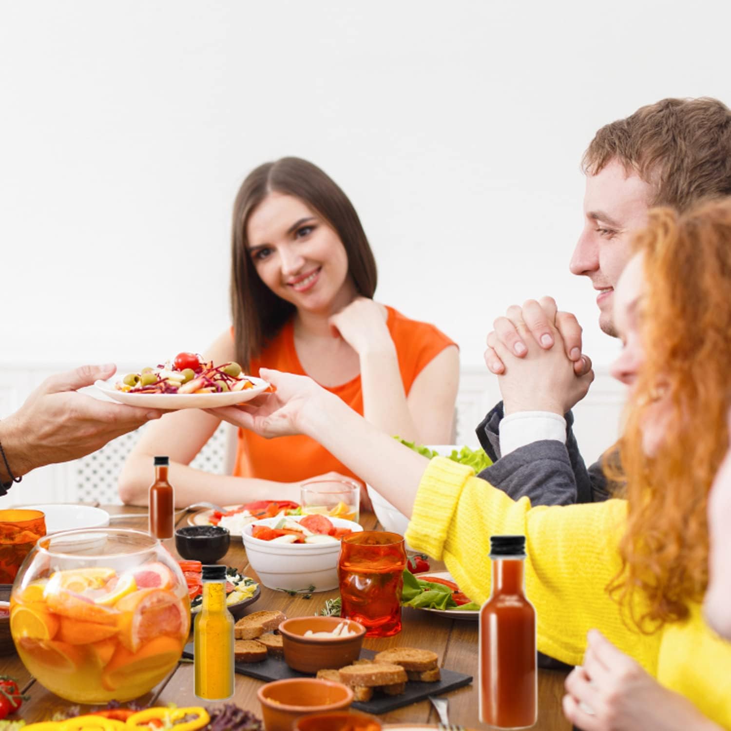 Qiuttnqn botellas en cocina con salsas listas para porcionar