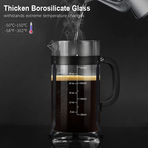Detalle del vidrio borosilicato resistente al calor de QUQIYSO, perfecto para infusiones frías o calientes.