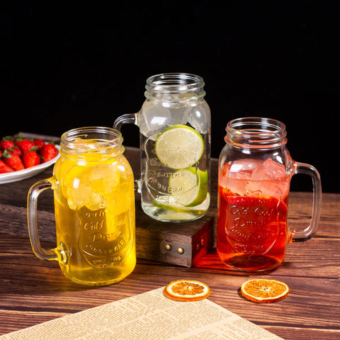 Vaso QWEZXO Mason 24oz, perfecto para fiestas y reuniones informales.