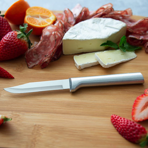 Cuchillo pelador RADA para separar carne de huesos con control.