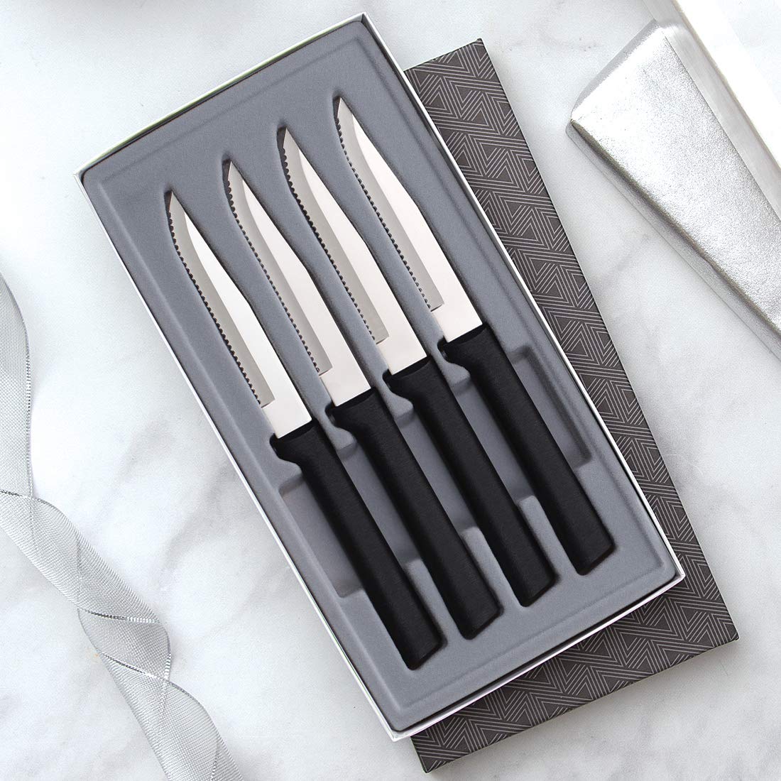 RADA juego de cuchillos serrados para filete, diseño estadounidense, ideal como regalo culinario.