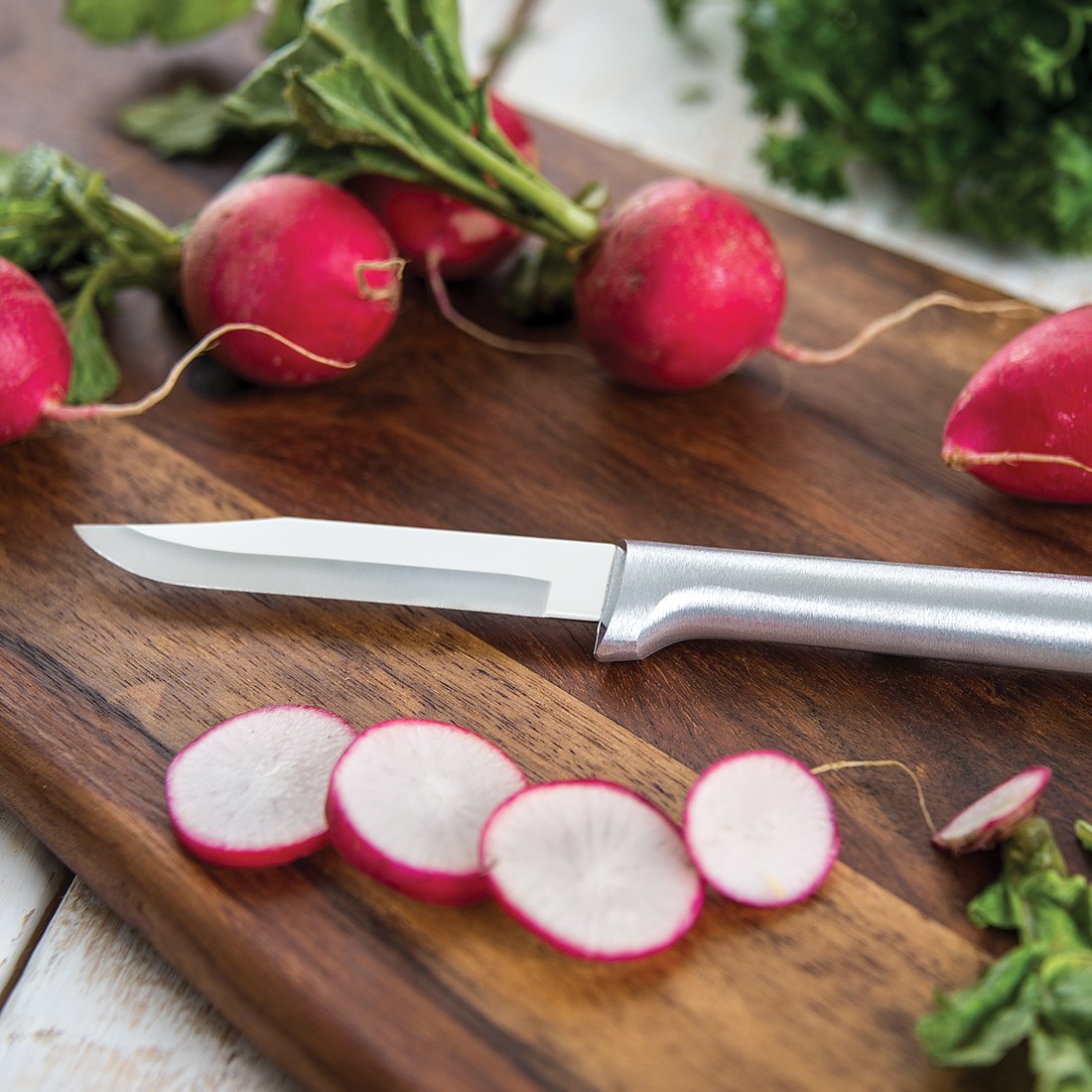 RADA Peeling, cuchillo para pelar con precisión en frutas y verduras.