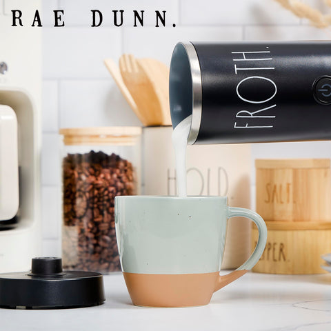 Rae Dunn potencia de 500 W para espuma rápida y leche caliente.
