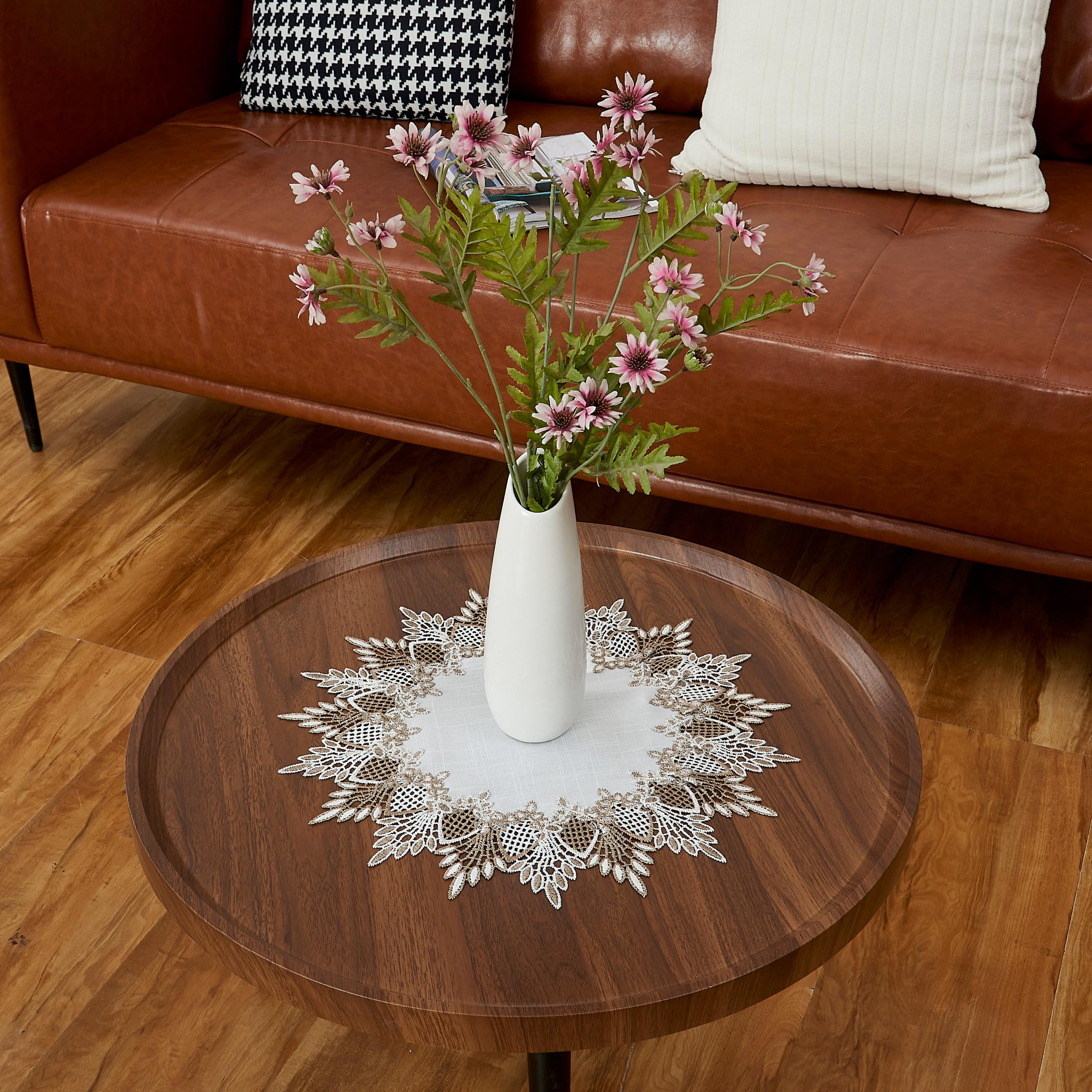 Raedan tonos tierra beige combinan con diferentes estilos de decoración.