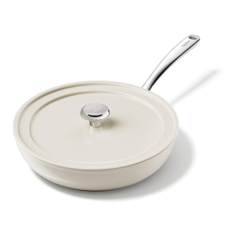 Sartén cerámica Redchef con tapa para cocción uniforme y segura.