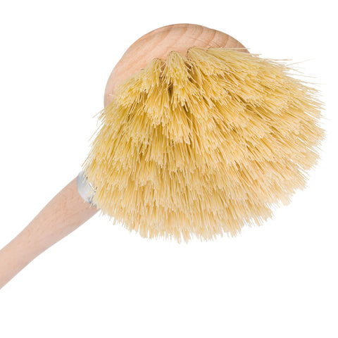 Mango de haya ergonómico de Redecker para agarre cómodo durante el lavado