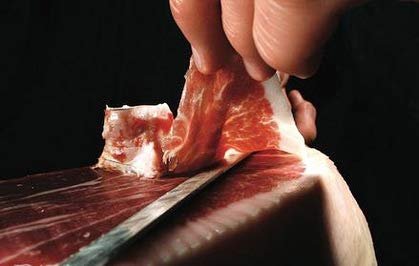 Uso recomendado: jamón serrano o ibérico para presentar y cortar