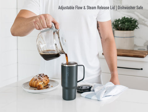 Tapa REDUCE para taza de 16 oz, ajuste seguro y limpieza sencilla.