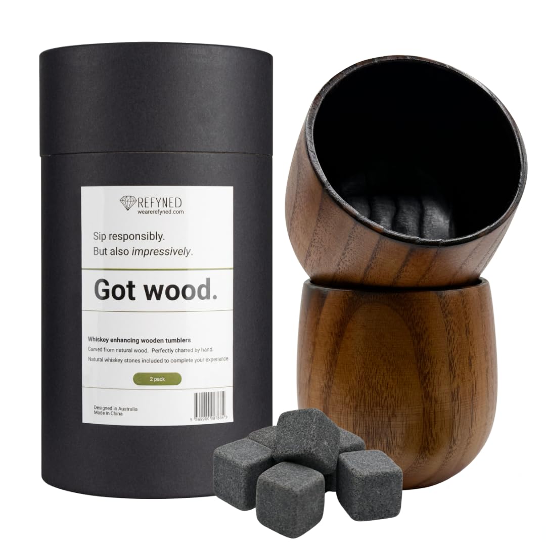 Refyned: vasos whisky con madera carbonizada realzan aromas y sabor al servir