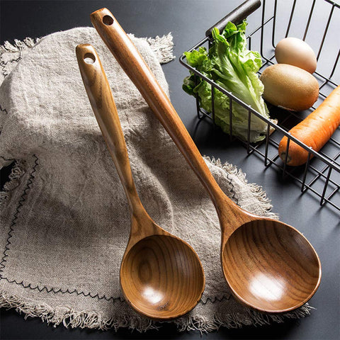 Cucharón de 11 pulgadas para servir sopa, diseño práctico.