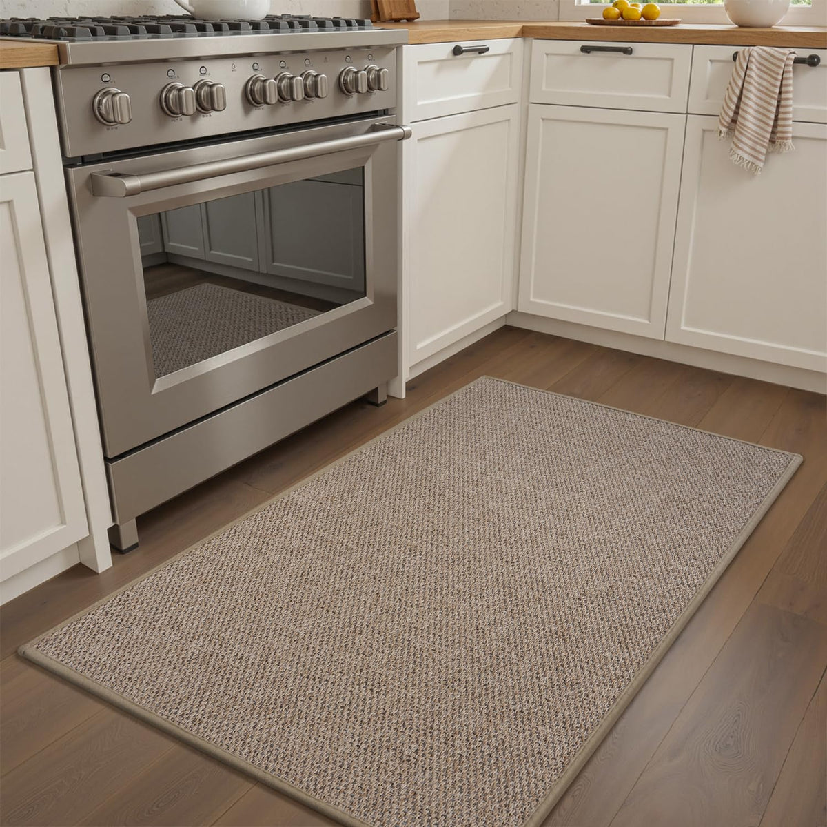 Alfombra RESARE para cocina sin deslizante beige, seguridad al cocinar.