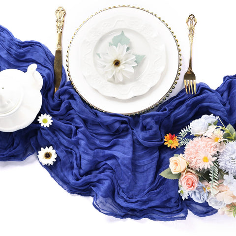 Camino de mesa RestfulGlow drapeado con pliegues elegantes