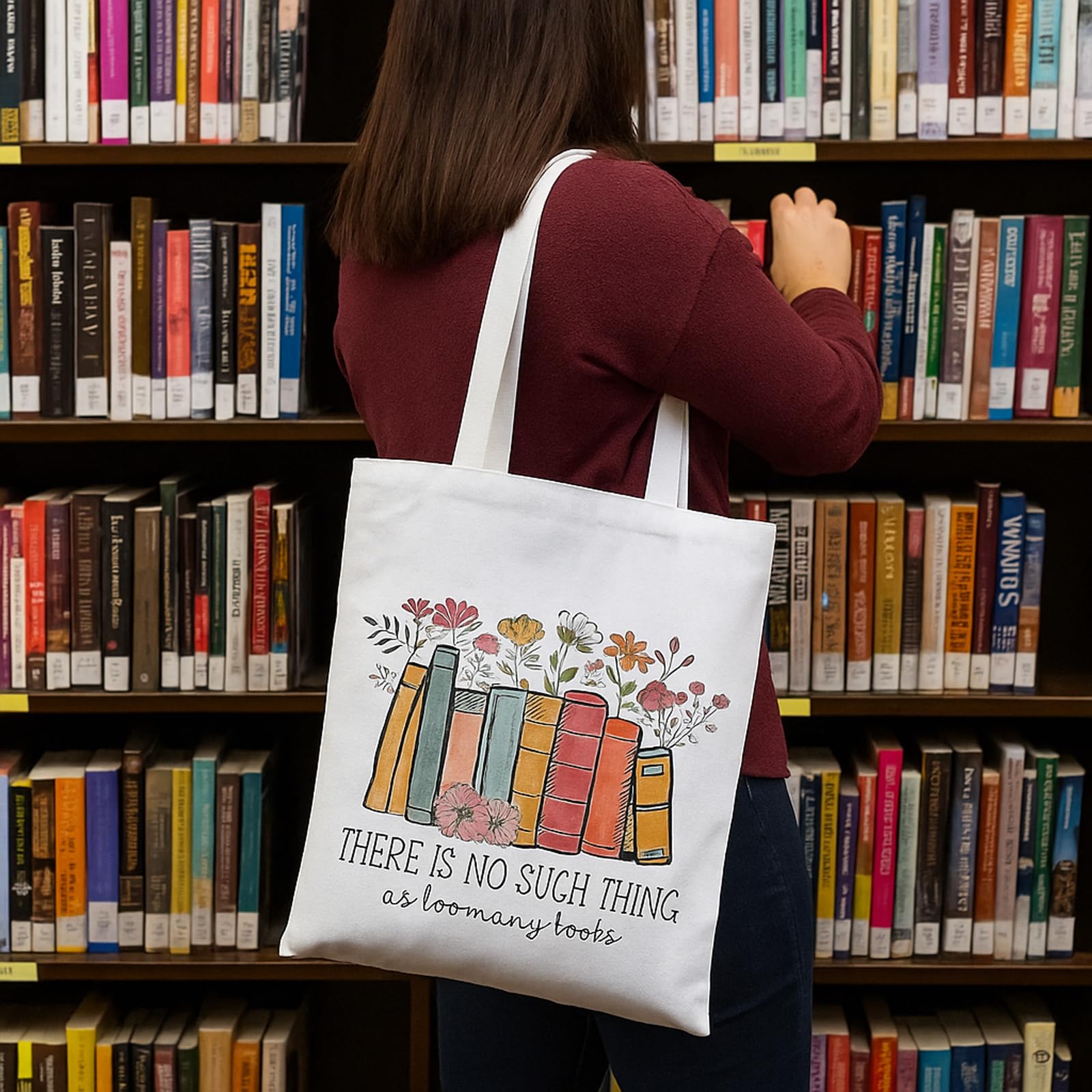 Diseños variados para distintas ocasiones: trabajo, club de lectura y compras.
