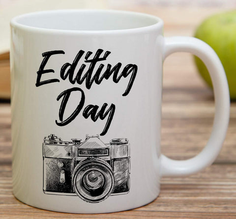 Retreez Taza cerámica 11 oz, perfecta para momentos de descanso.