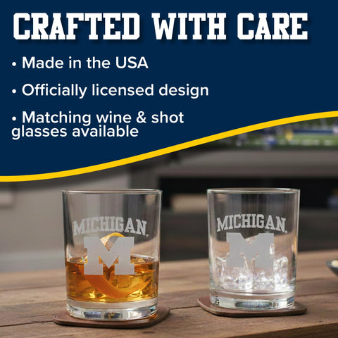 Vaso de whisky RFSJ satinado, dorso para apreciar el diseño.