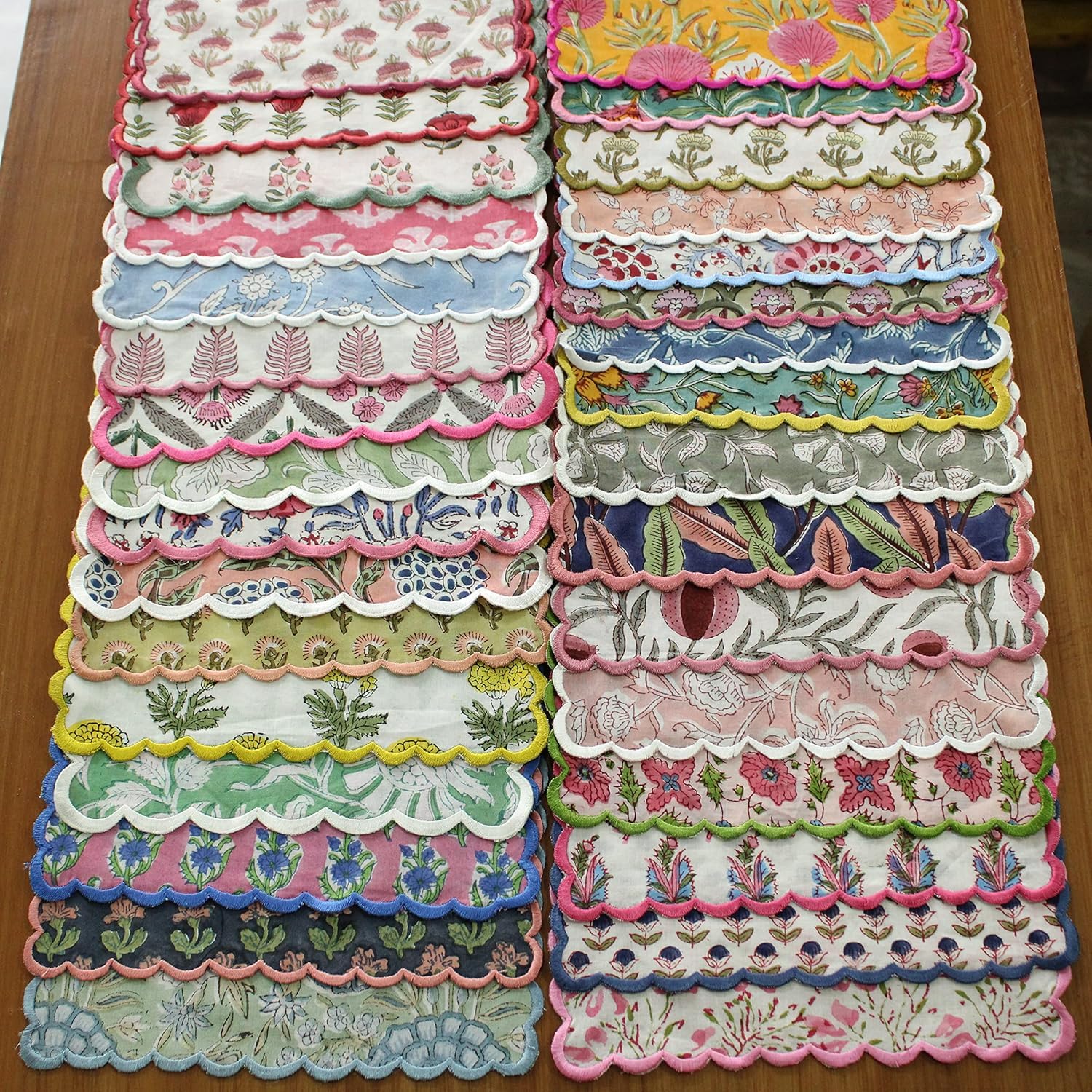 Ridhi servilletas 20x20, lavado fácil y mantenimiento sencillo