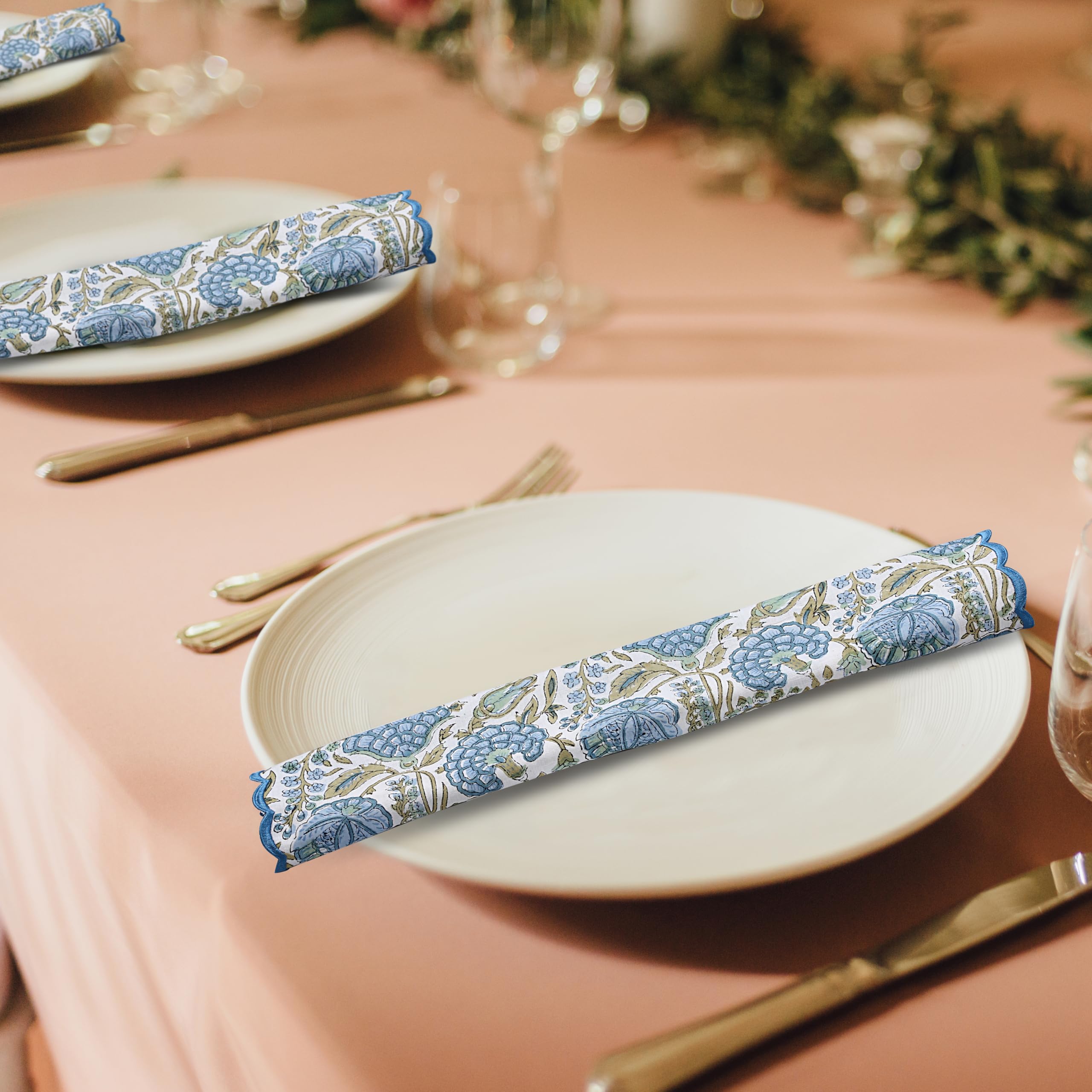 Servilletas de mesa Ridhi verde espárrago, duraderas para uso diario y ocasiones especiales.