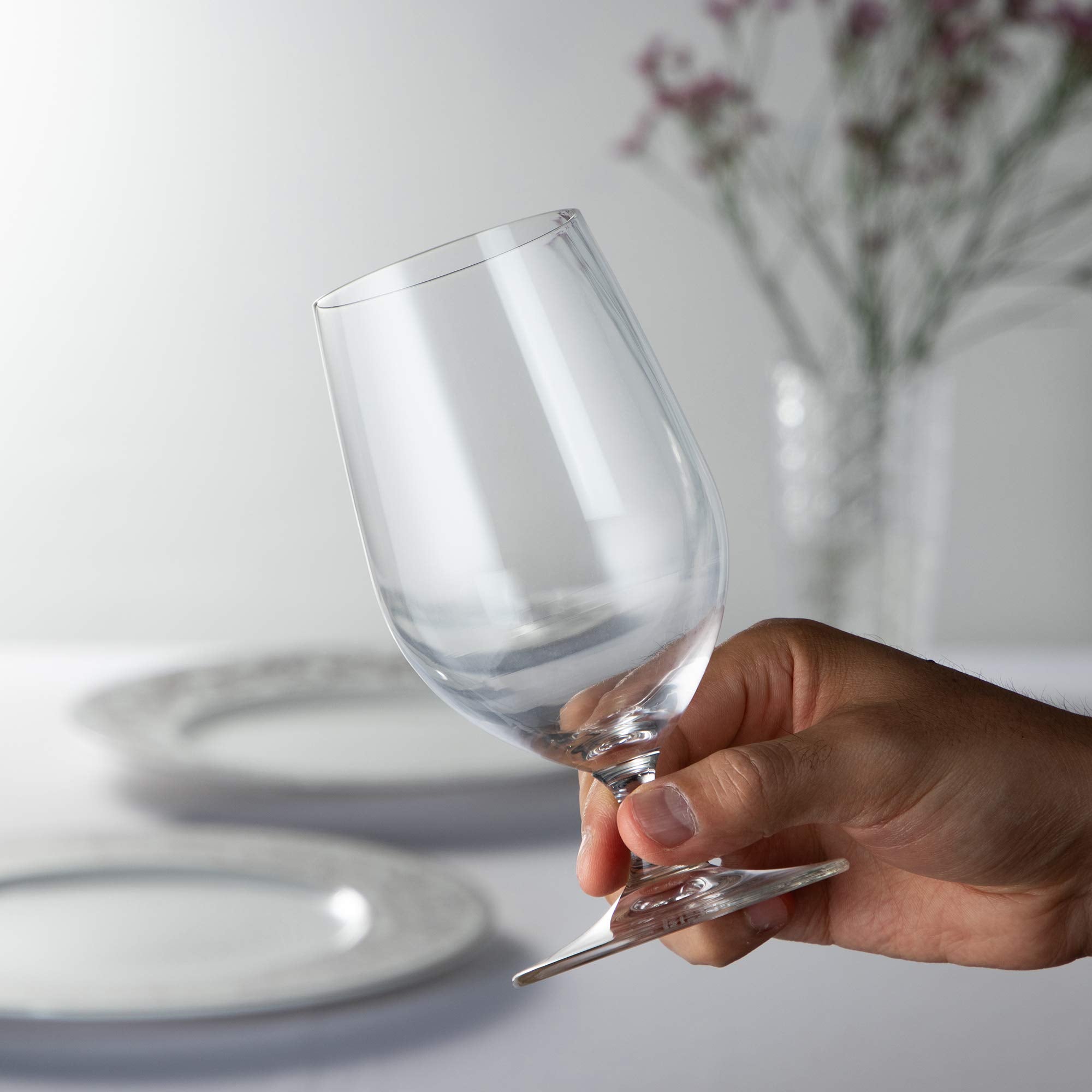 Riedel Bar Beer: vaso tulipán mantiene la espuma y la cabeza.