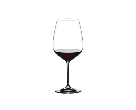 Vaso Riedel Extreme Cabernet apto para realzar aromas intensos.