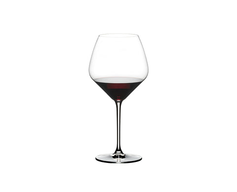 Copa ergonómica Riedel Extreme Pinot Noir para degustaciones y cenas.