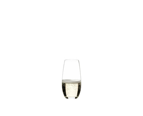 Riedel O ergonómico en la mano para un agarre cómodo.