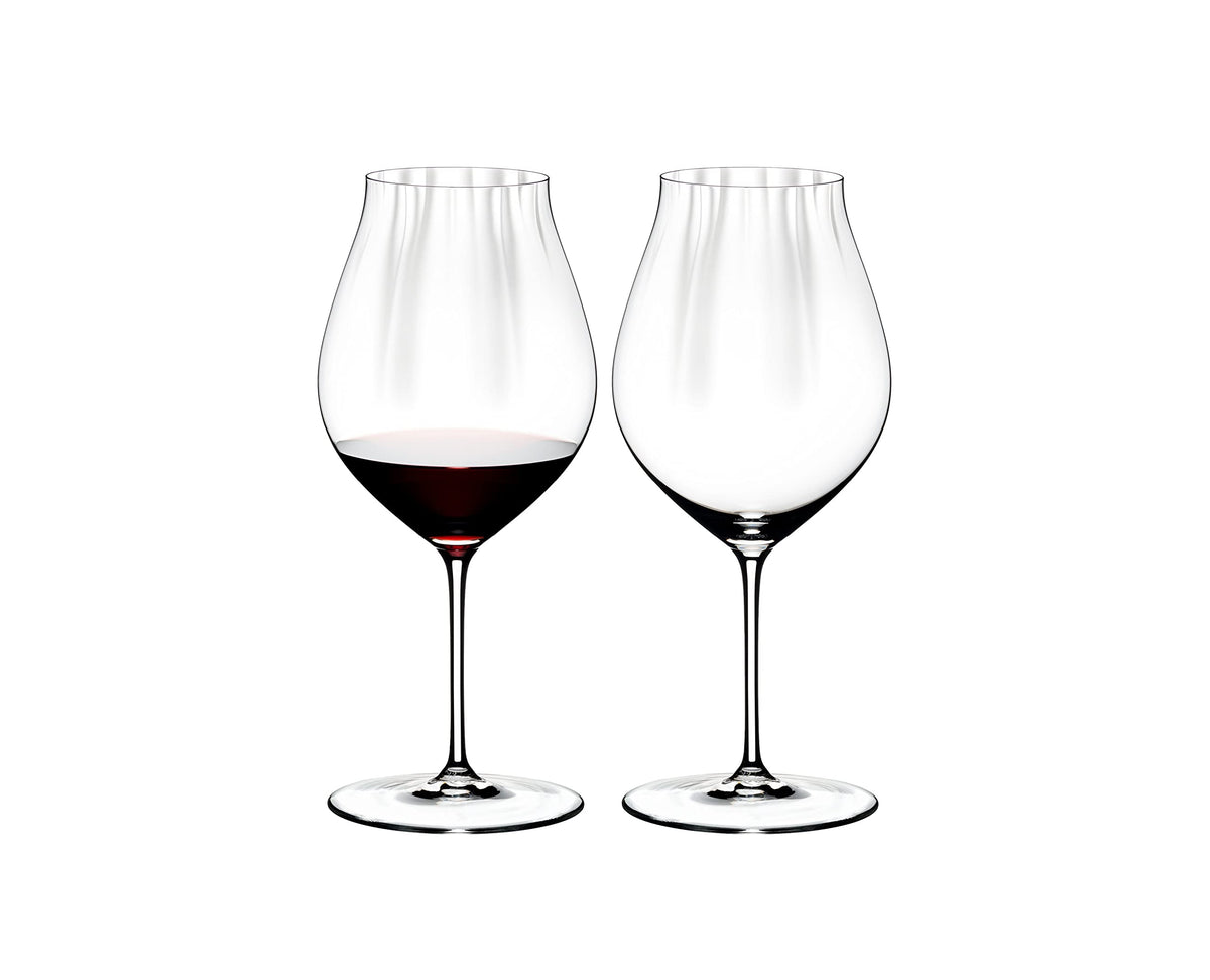 Copa Riedel Performance Pinot Noir de lujo realza aromas complejos en tintos