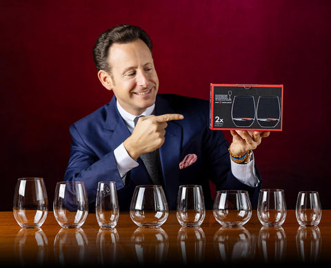 Riedel The O diseño ergonómico facilita sostenerlo con comodidad.