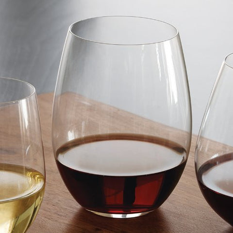 Riedel The O Cabernet/Merlot muestra la estructura de tintos en copa compacta.