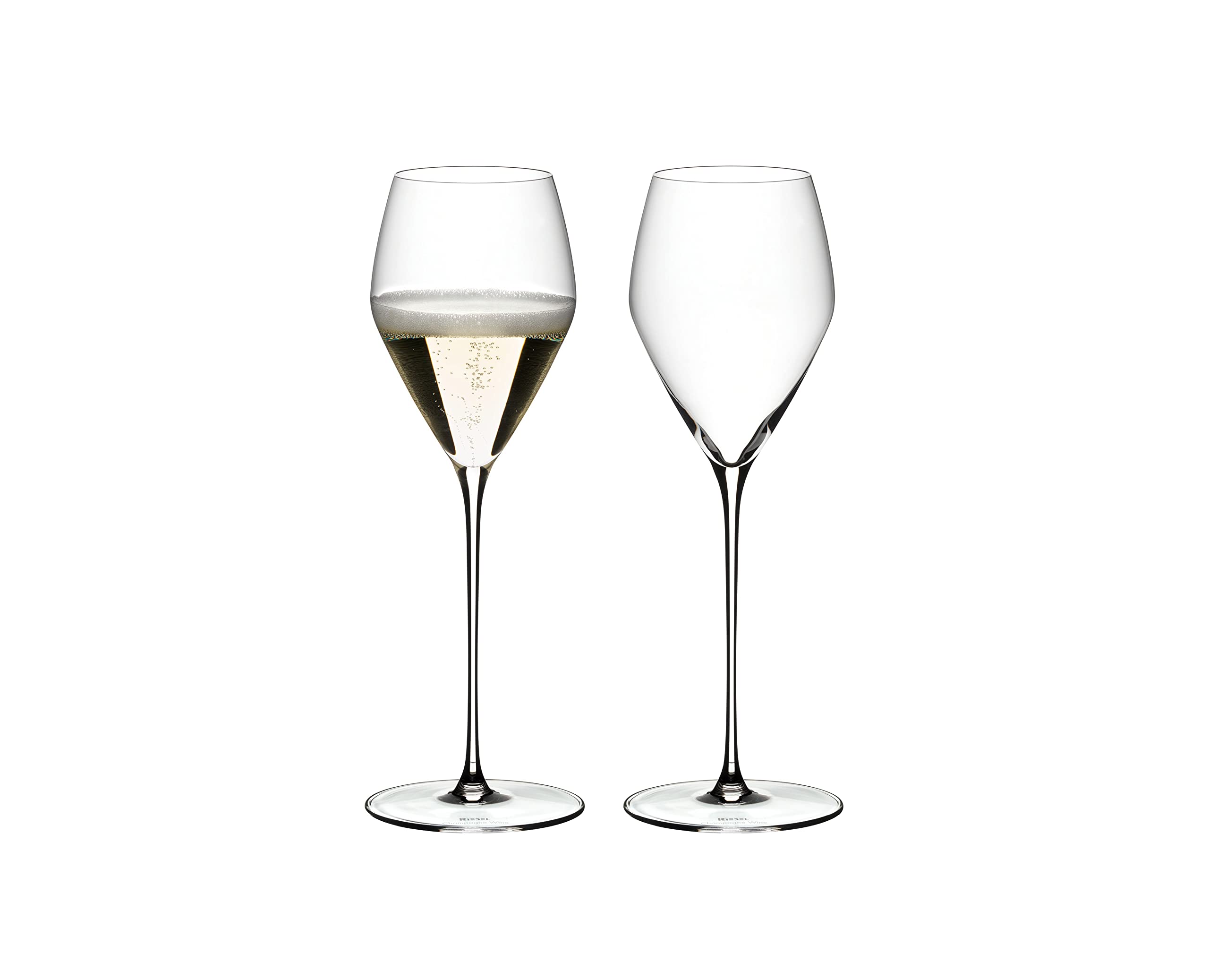 Riedel Veloce copa de champán, vista frontal, realza notas del vino.