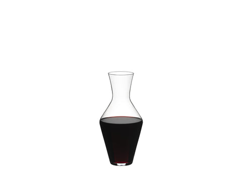 RIEDEL Veloce decantador frente: realza aromas y elegancia en la mesa.