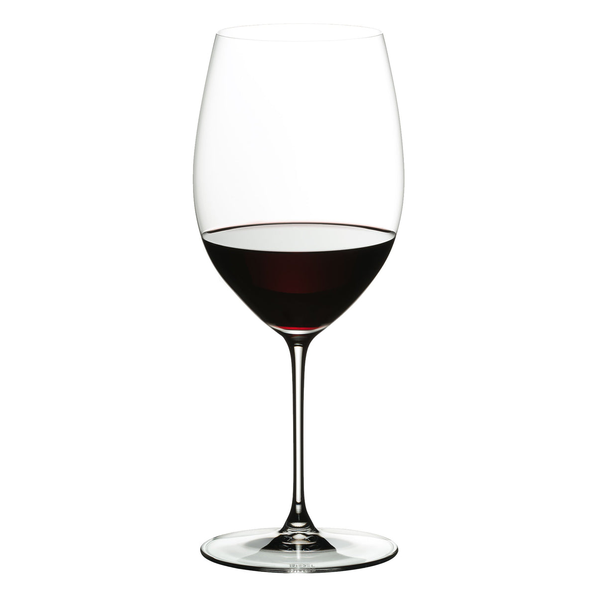 Vaso Veritas Cabernet de Riedel para vinos tintos complejos, realza aroma y balance.