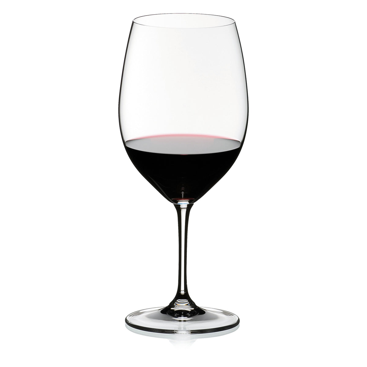 Copa Riedel Vinum Crystal Bordeaux/Cabernet, diseño elegante para realzar aromas y sabor