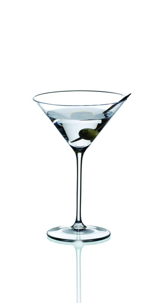 Copa Riedel Vinum XL con claridad cristalina para cócteles brillantes.