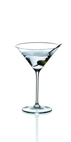 Copa Riedel Vinum XL con claridad cristalina para cócteles brillantes.