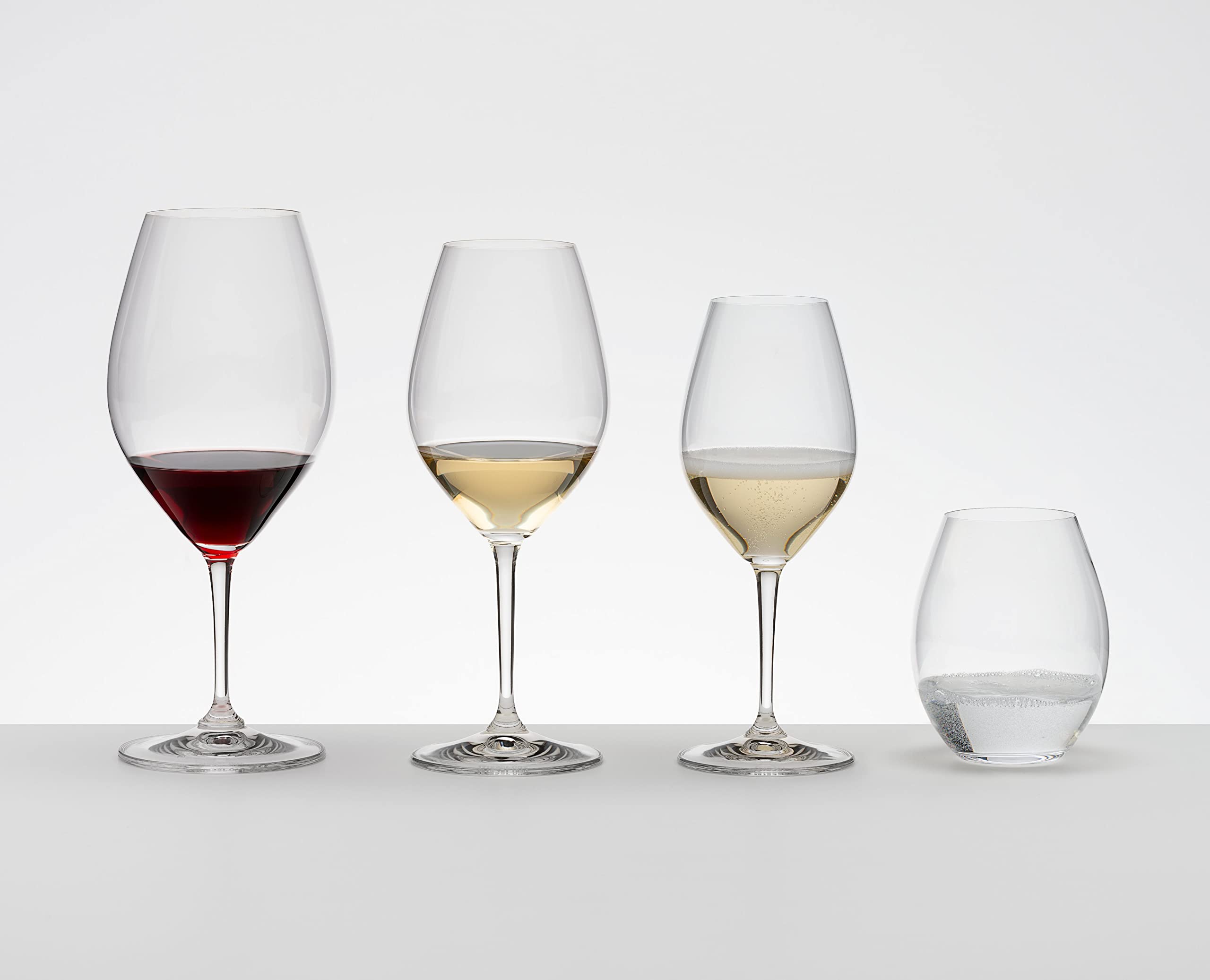 Conjunto de 4 vasos Riedel para empezar a disfrutar vinos.