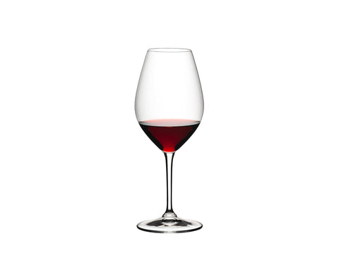 La copa para vino tinto de Riedel Wine Friendly realza aromas en casa.