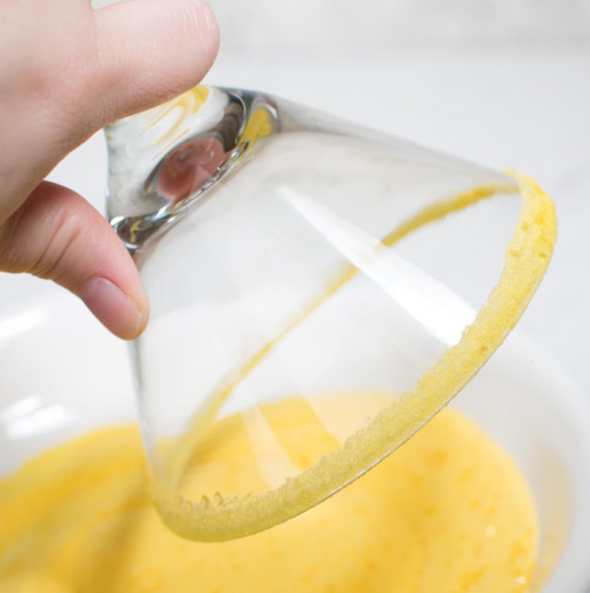 Preparación del borde para bebidas con Rokz Lemon Drop