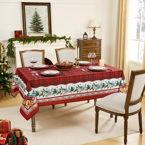 Mantel Romanstile protegiendo la mesa durante una cena con familia.
