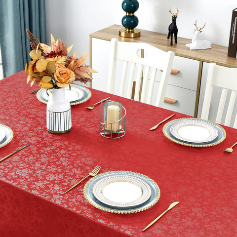Borde festoneado del mantel para un acabado decorativo y cuidado de bordes