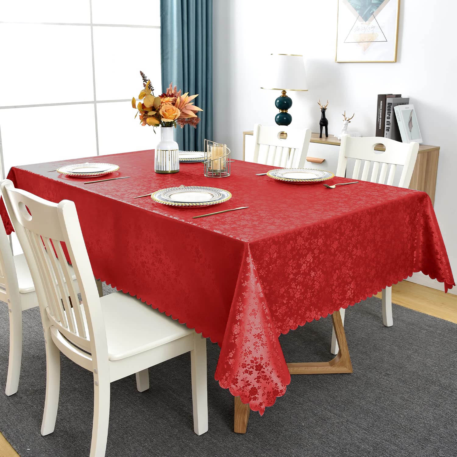 Diseño damasco floral de Romanstile aporta elegancia a la mesa