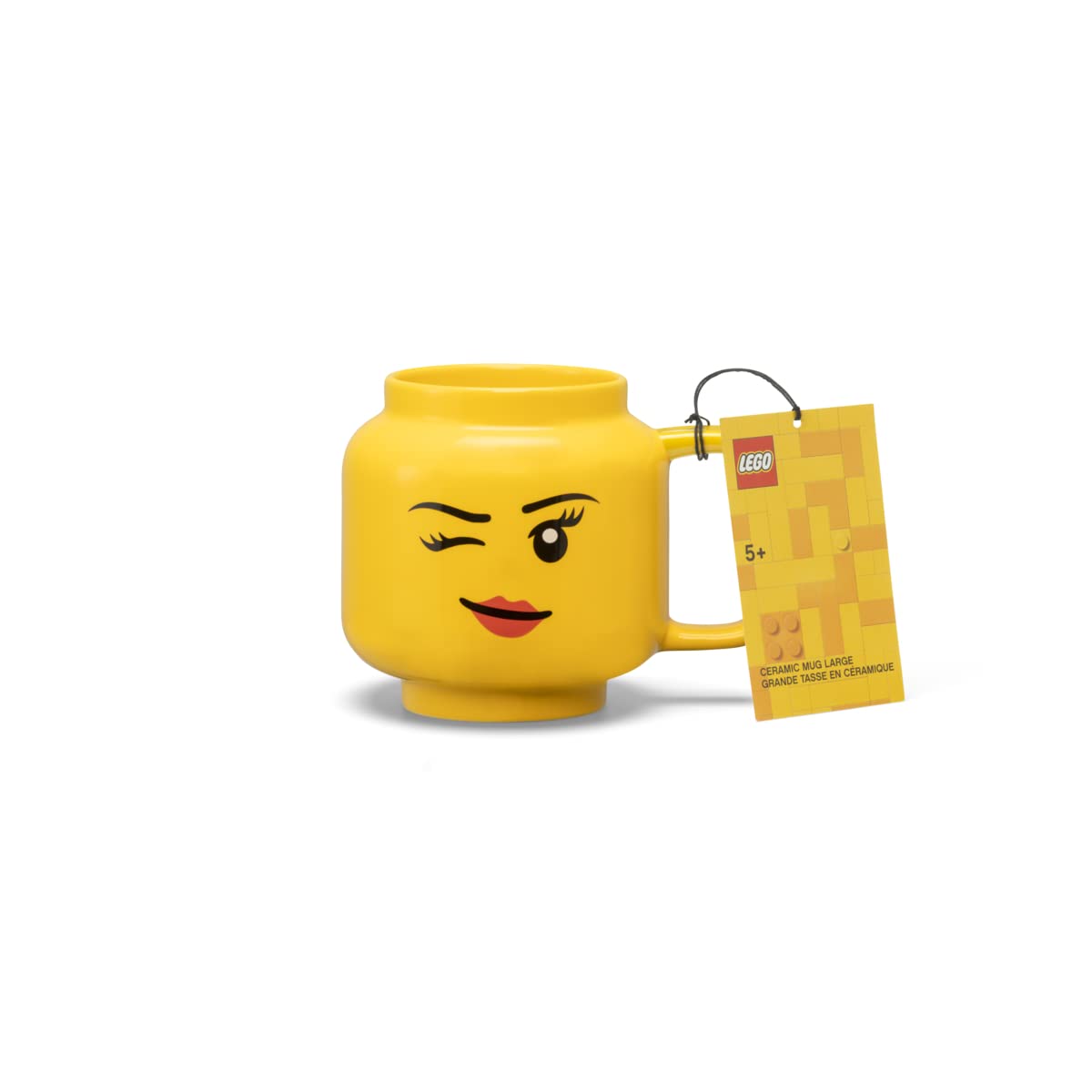 Room Copenhagen: taza LEGO con chica guiñando, ideal para café diario.