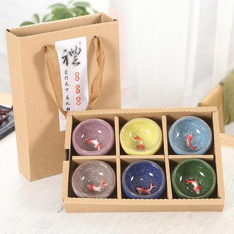 Empaque seguro de RORA para los 6 vasos koi, ideal para regalo.