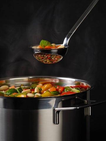 Rösle 10010, ideal para servir platos en casa o eventos.