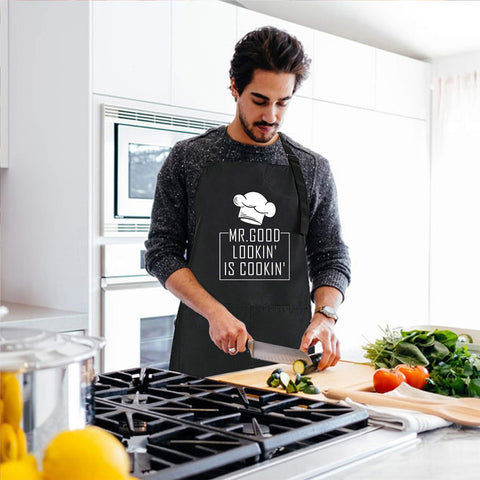 Diseño distintivo de Rosoz con lema humorístico para cocinar.