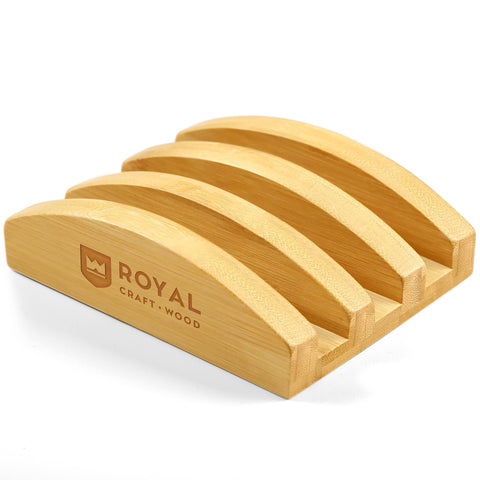 ROYAL CRAFT WOOD porta-tablas en uso con tres tablas, organización eficiente
