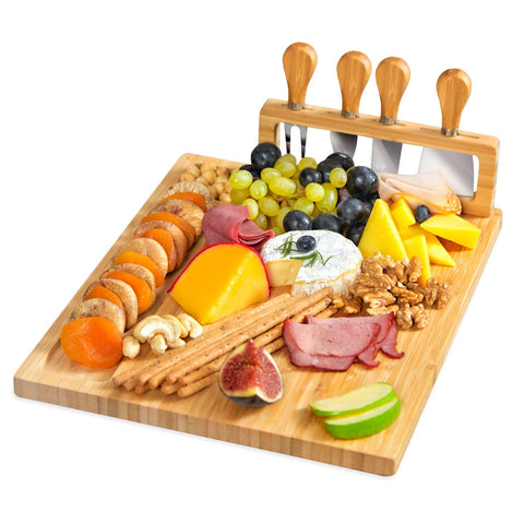 Tabla de quesos y charcutería de RoyalHouse, ideal para recibir invitados con estilo.
